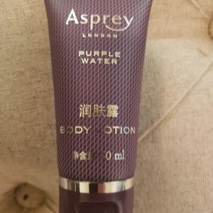 NWOT Ritz Carlton Asprey Purple Water Body Lotion Travel Size